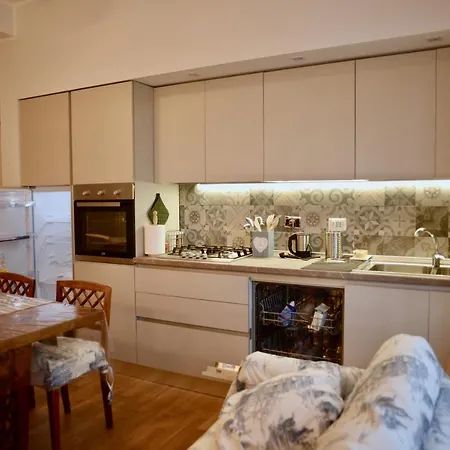 Апартаменты Brezza Marina *